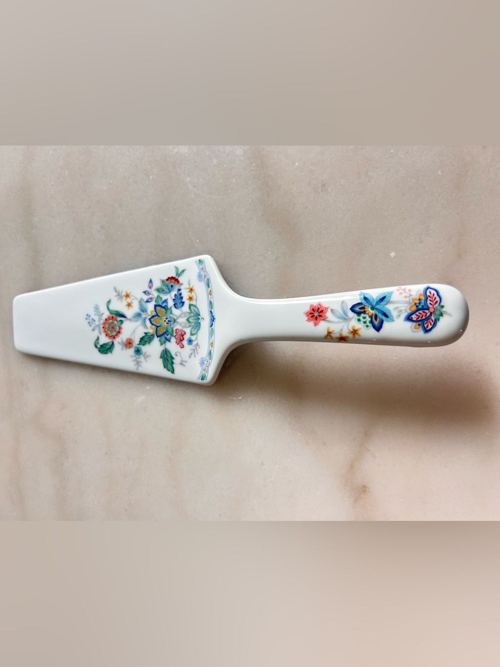 Andrea by Sadek Floral Porcelain Pie & Cake Server - Made in Japan